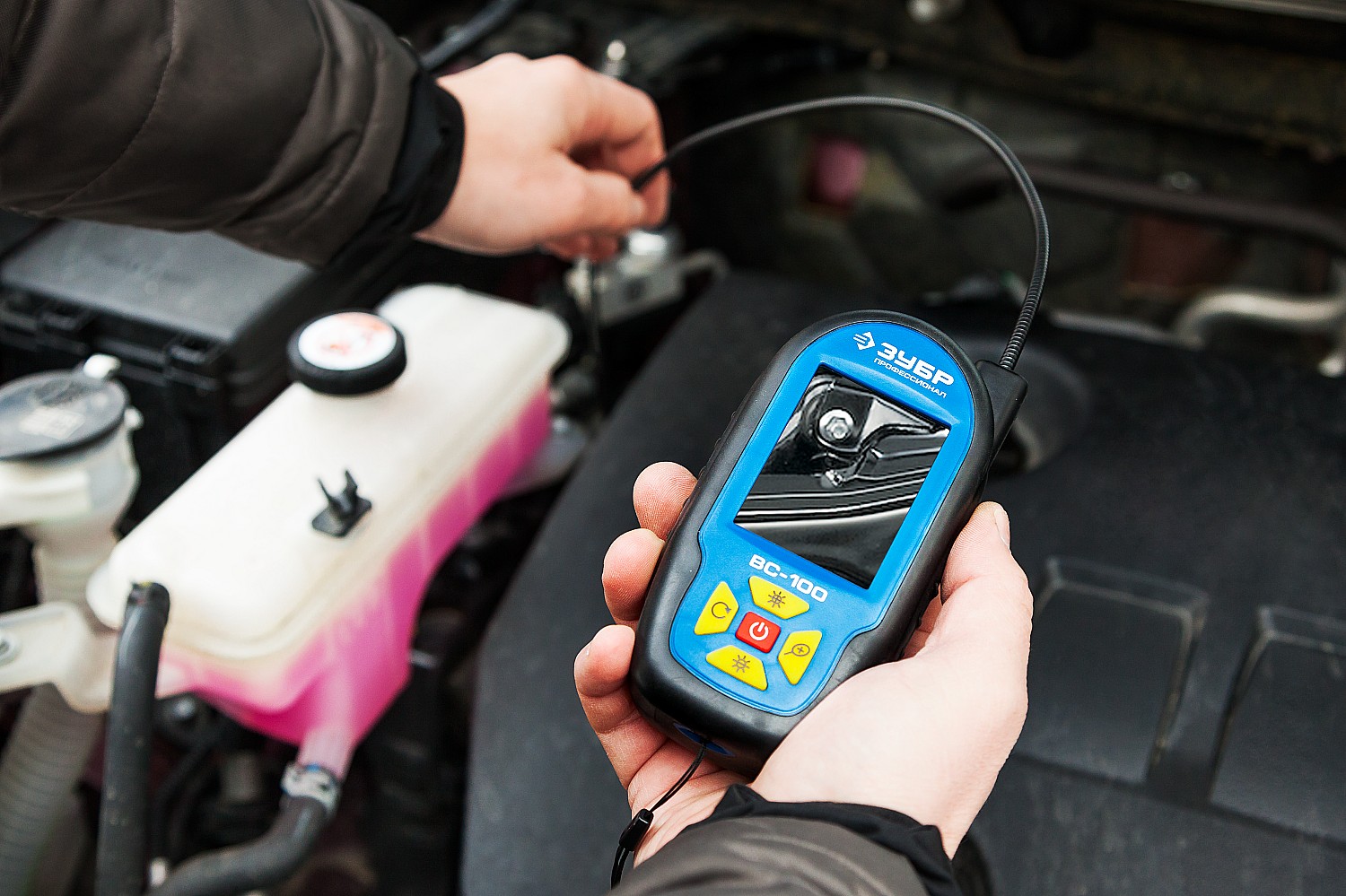 ЗУБР ВС-100, 2,7″, 9 мм, 0,6 м, видеоскоп, Профессионал (45355)