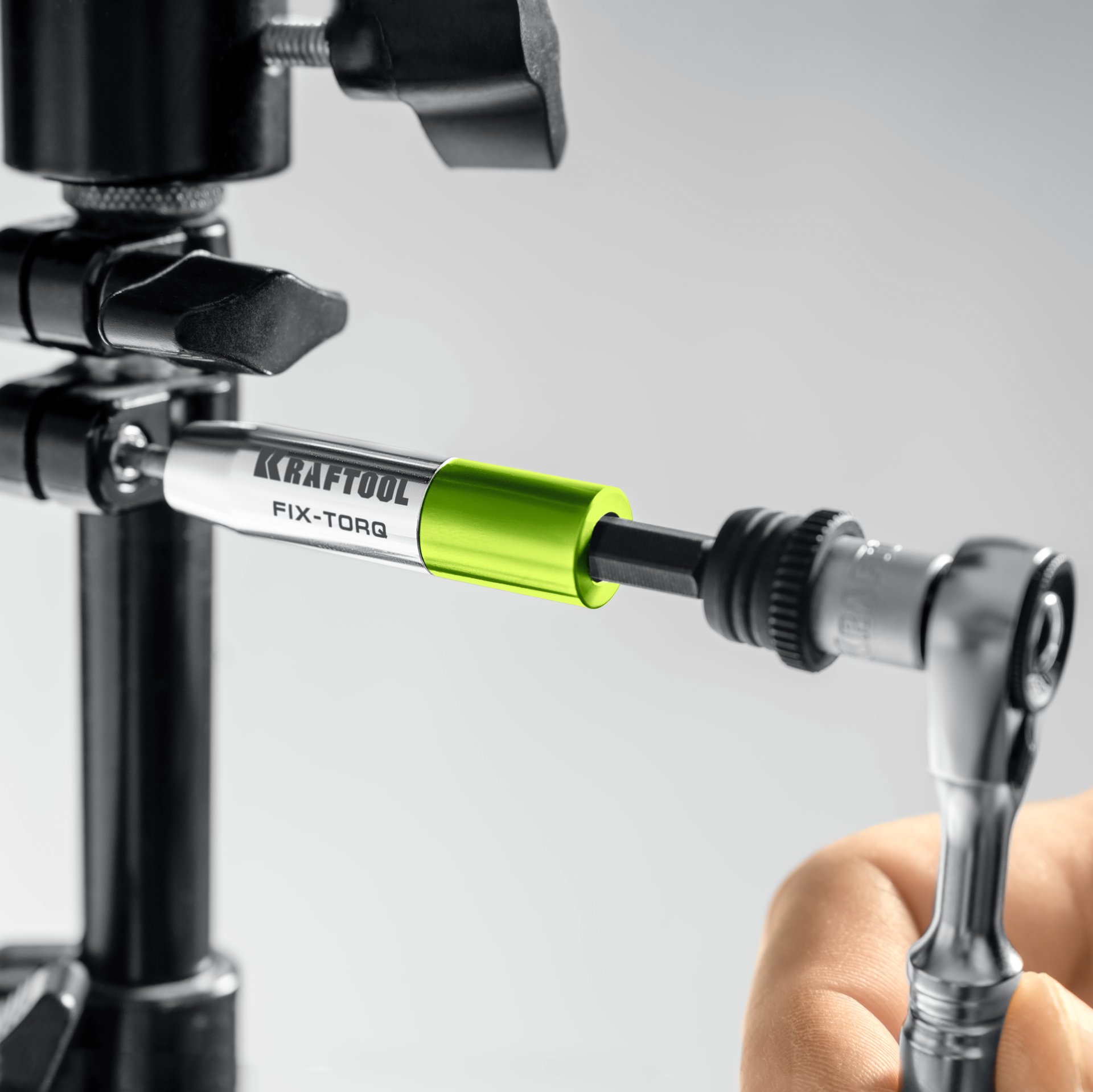 KRAFTOOL FIX-TORQ 1.4 Нм динамометрический адаптер для бит (64035-1.4)