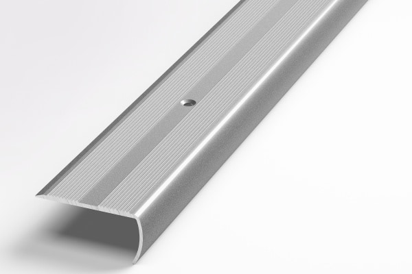 Порог алюминиевый  ПУ-06 40x20x2700 мм, окрашенный в серебро