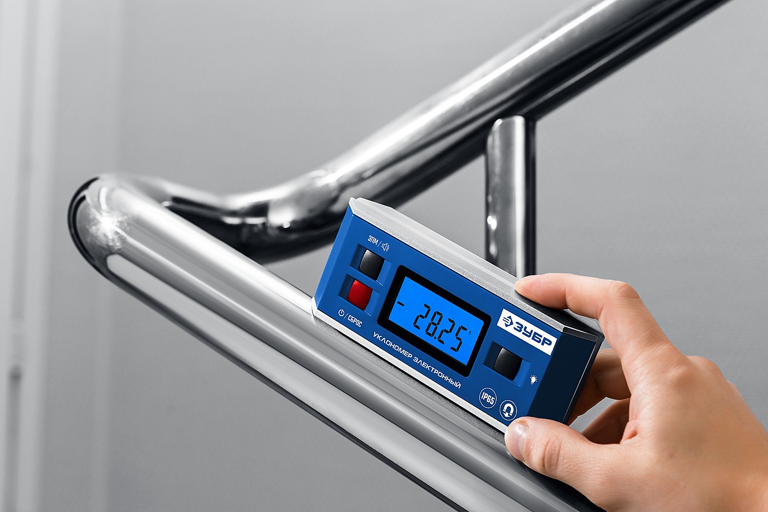 ЗУБР МИНИ, 0 - 90°, ±0.05°, электронный уровень-уклономер, Профессионал (34745)