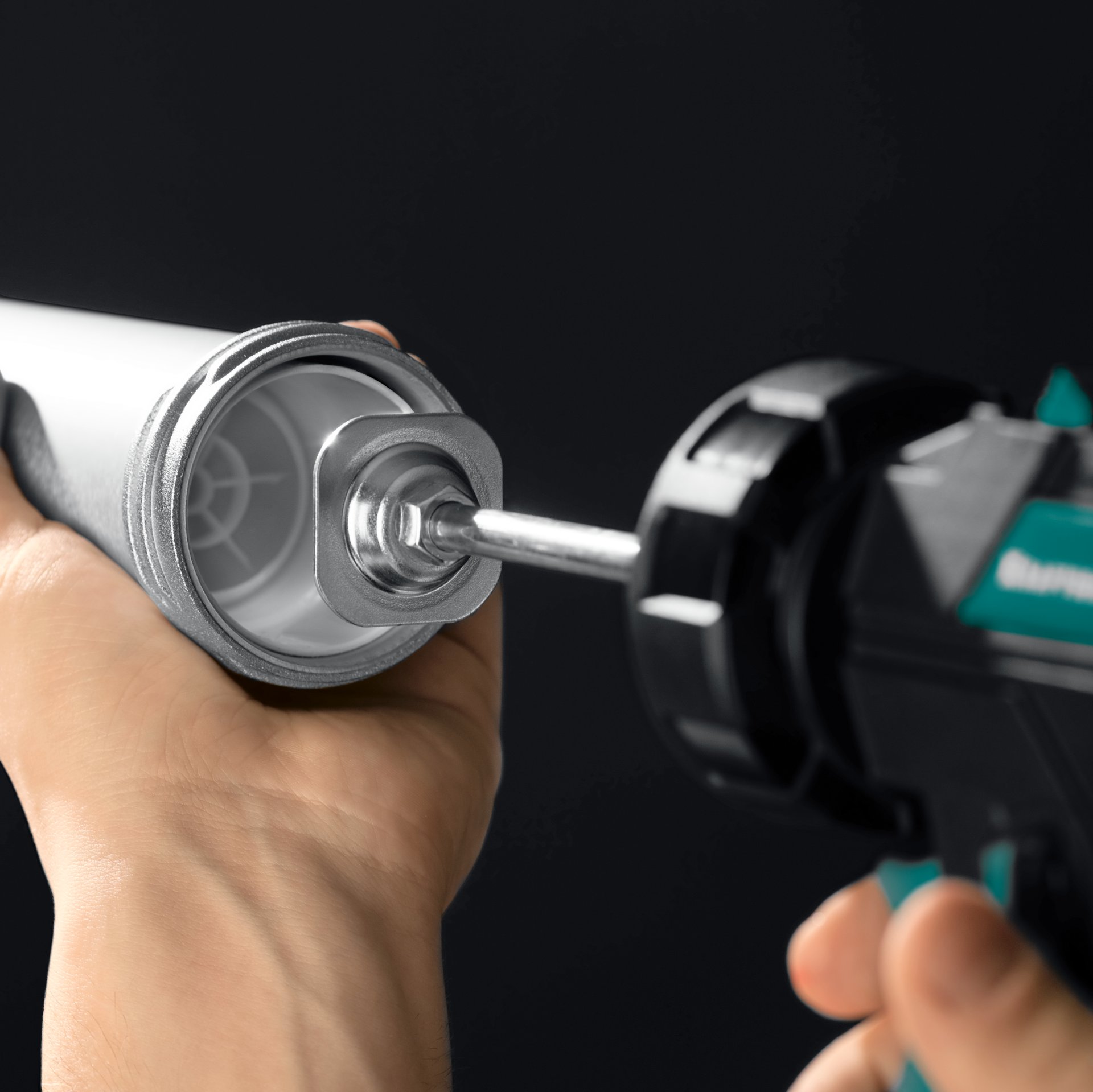 KRAFTOOL ULTRA 600 мл, прямой забор, регулировка силы давления, вариативная антикапельная система, закрытый пистолет для герметика (06677-60)