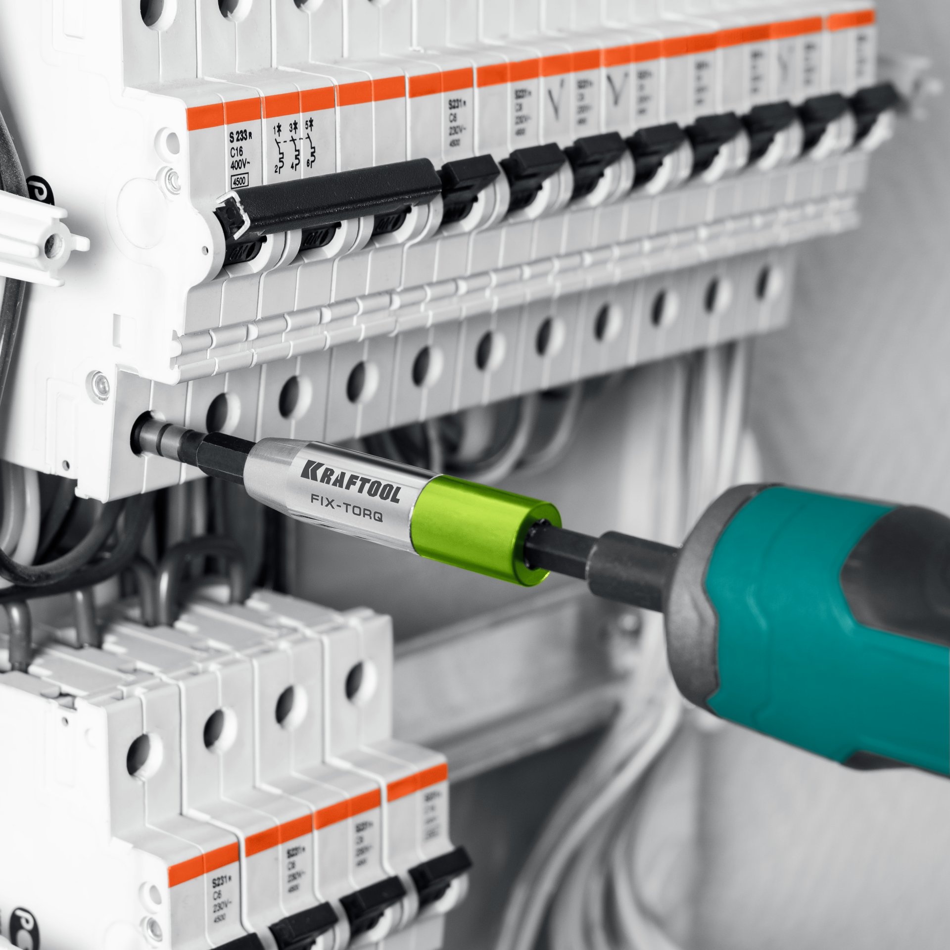 KRAFTOOL FIX-TORQ 1.4 Нм динамометрический адаптер для бит (64035-1.4)