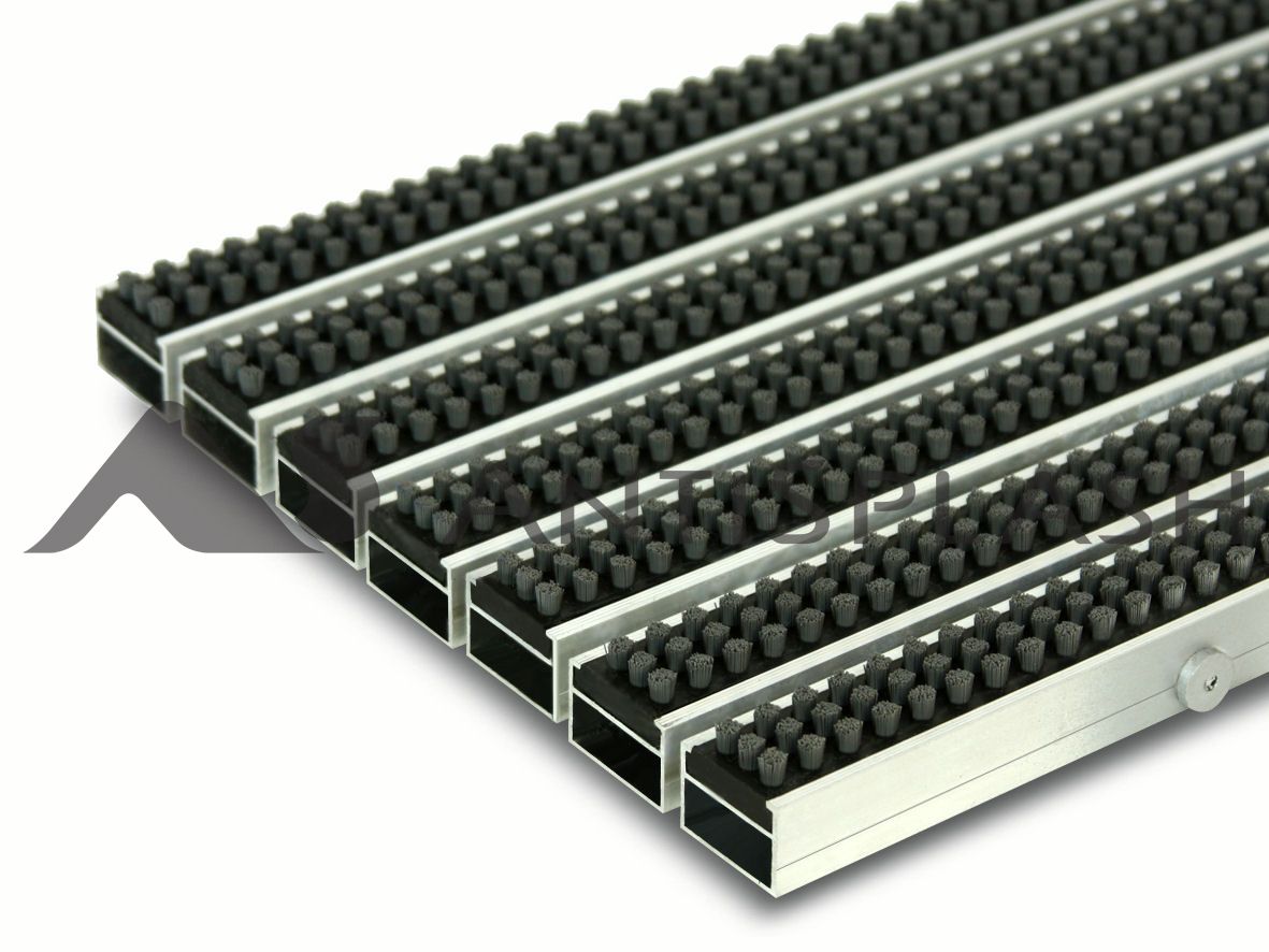 Решетки «Стрит - Лайт» (профиль 20x1 мм), щетка