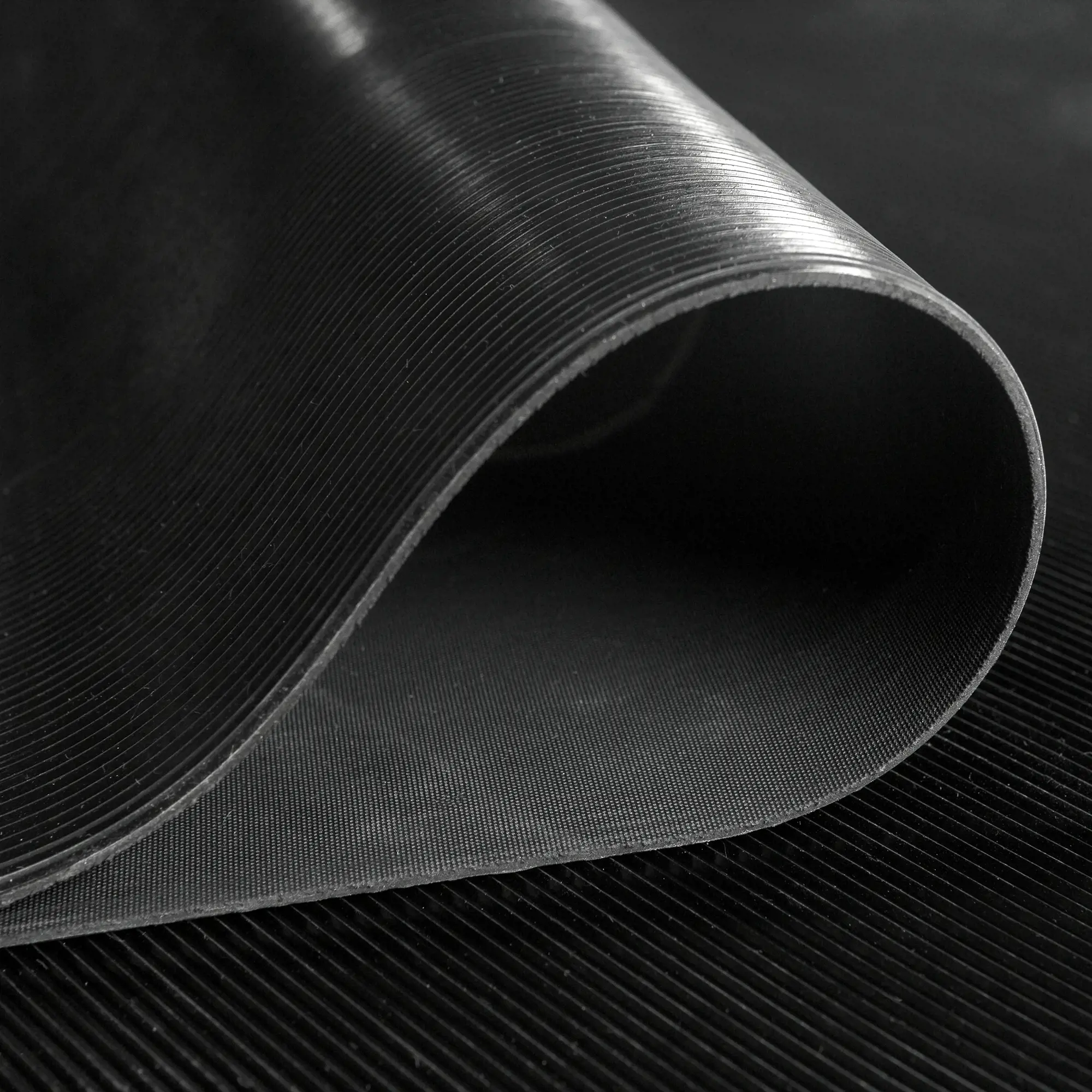 Рефленка черная, Китай 1,2x10 м, 3мм