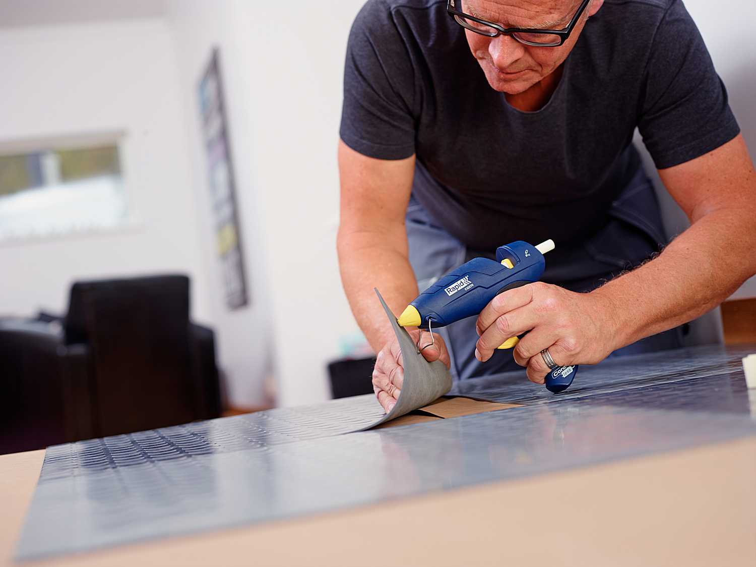 RAPID Pro EG320, 12 мм, 250 Вт, термоклеящий пистолет (5000443)