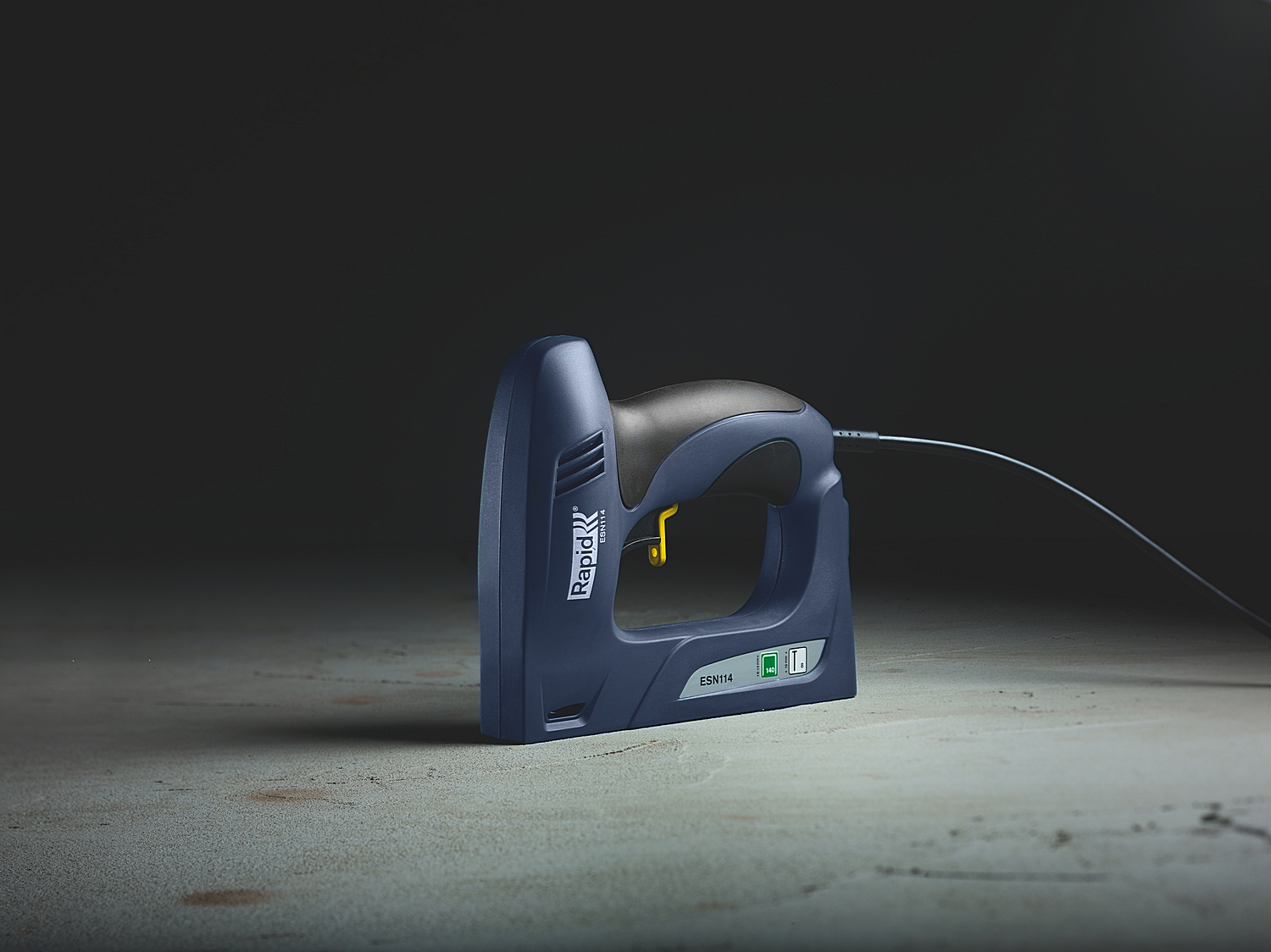 RAPID R:El.Staple Gun ESN114, тип 140 и гвоздей 300, 2-в-1, нейлер-степлер (гвозде/скобозабиватель) электрический для скоб (5000131)