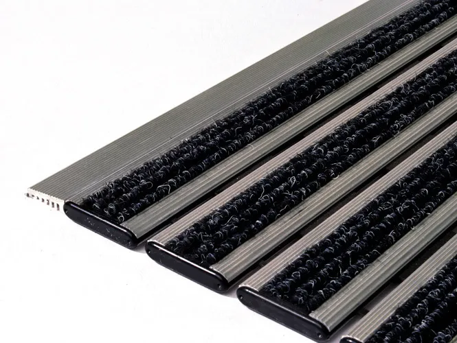 Решетка «Респект», текстиль, черная