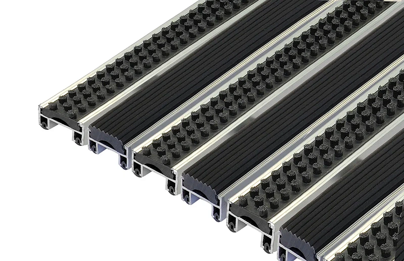 Привдерная решетка "Эконом" бруш + резина